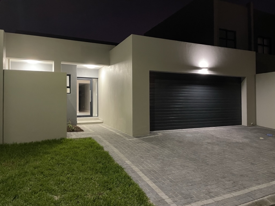 3 Bedroom Property for Sale in Sandown Western Cape